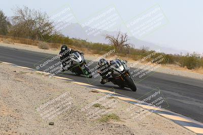 media/Apr-10-2022-SoCal Trackdays (Sun) [[f104b12566]]/Turn 3 Inside (1150am)/